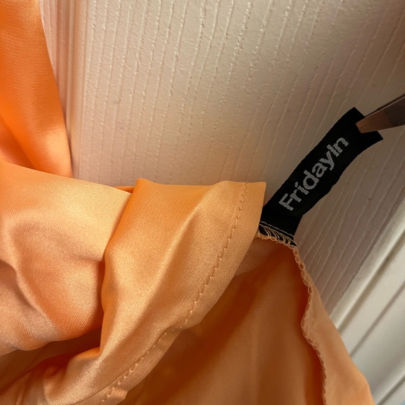 Fridayln Silky Peach Dress Small New - Picture 2 of 3